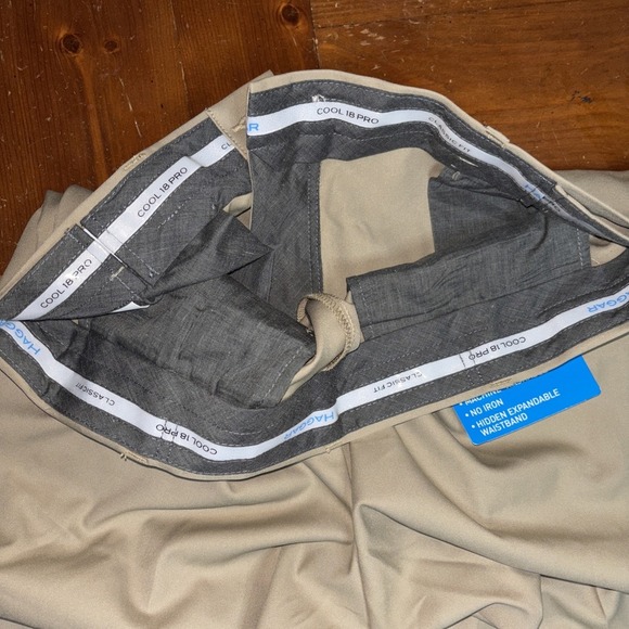 NWT Haggar Cool 18 Men Beige Slack Pant 34wx30L Hidden Stretch Waist khaki Color - Picture 2 of 3